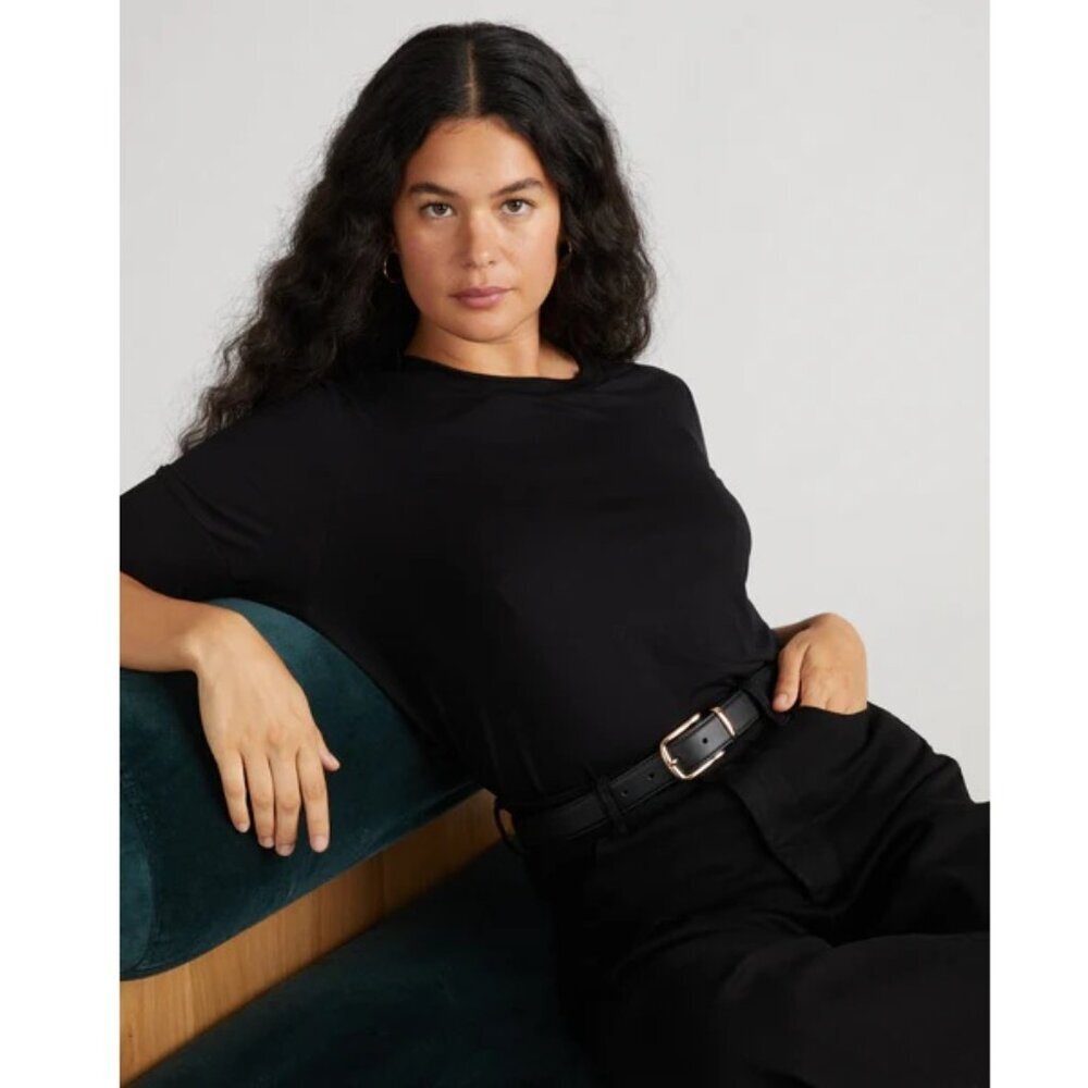 Universal Standard Aimee Liquid Jersey Rib Hem Tee - Black